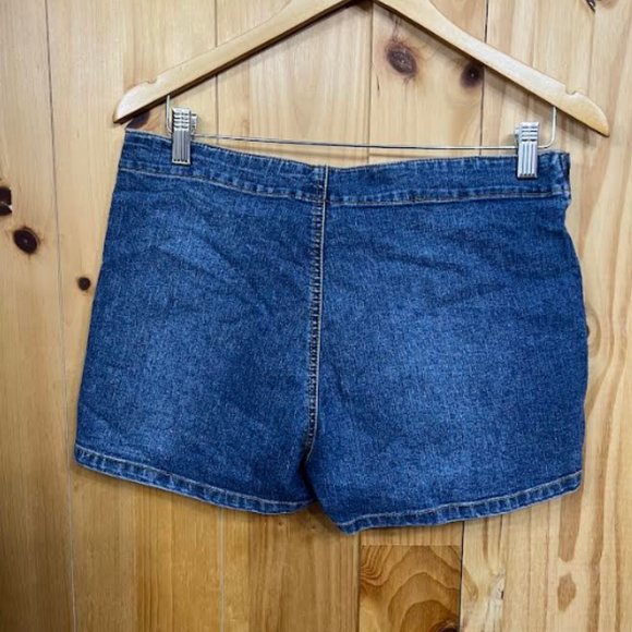 Mini Skort - Picture 4 of 4